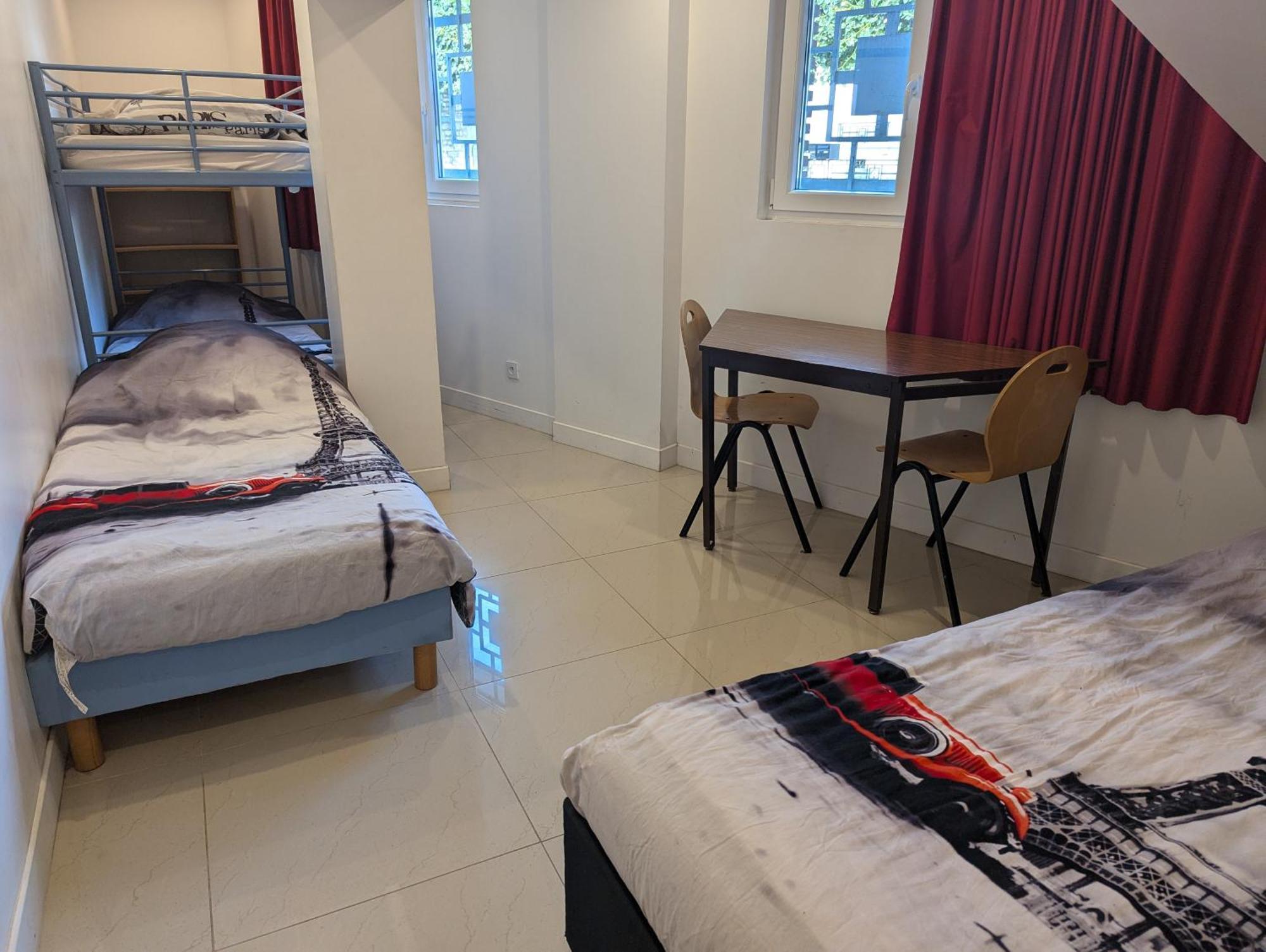 House 20 Min From Paris By Metro, Free Parking Apartment Créteil Стая снимка